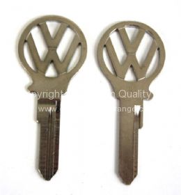 Key blank T code - OEM PART NO: 111837219AS84