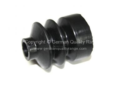 German quality boot for master cylinder with no servo - OEM PART NO: 211611195C
