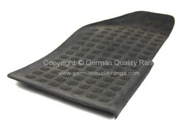 German quality front step rubber Right - OEM PART NO: 251863736