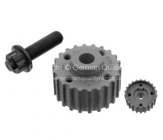 German quality crankshaft gear with mounting screwfront T25 80-92 - OEM PART NO: 028105263ES1